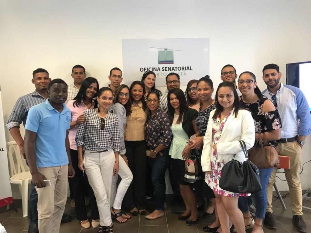 Charla finanzas en familia