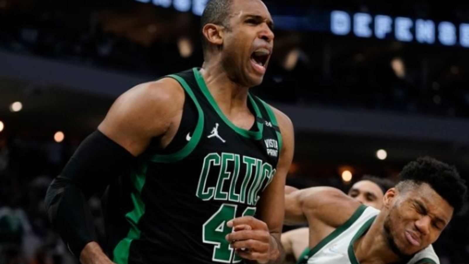 Horford se encarga de Giannis y sus Bucks - JANCAVACS